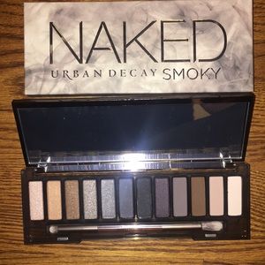 Urban Decay Naked Palette (Smokey) BRAND NEW